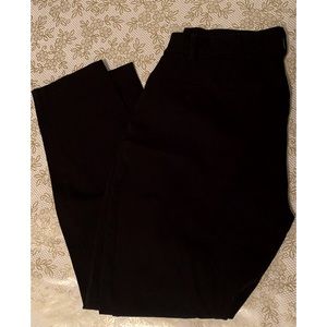 GAP- Black Signature Skinny Pants